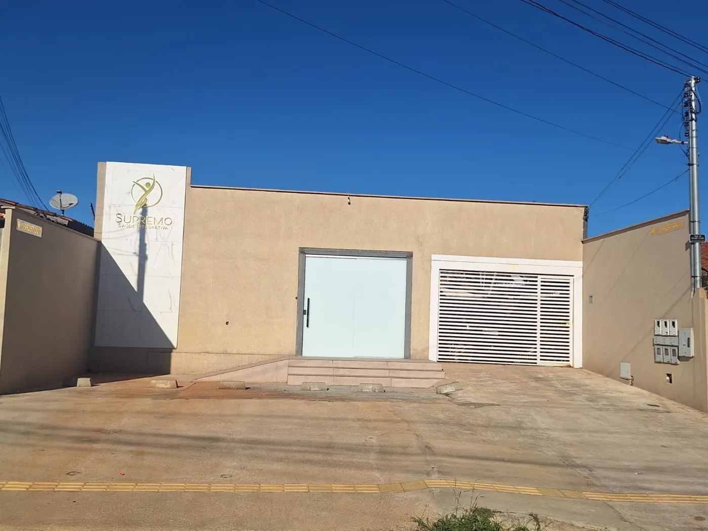 Fachada da Supremo Saúde Integrativa no Setor Garavelo